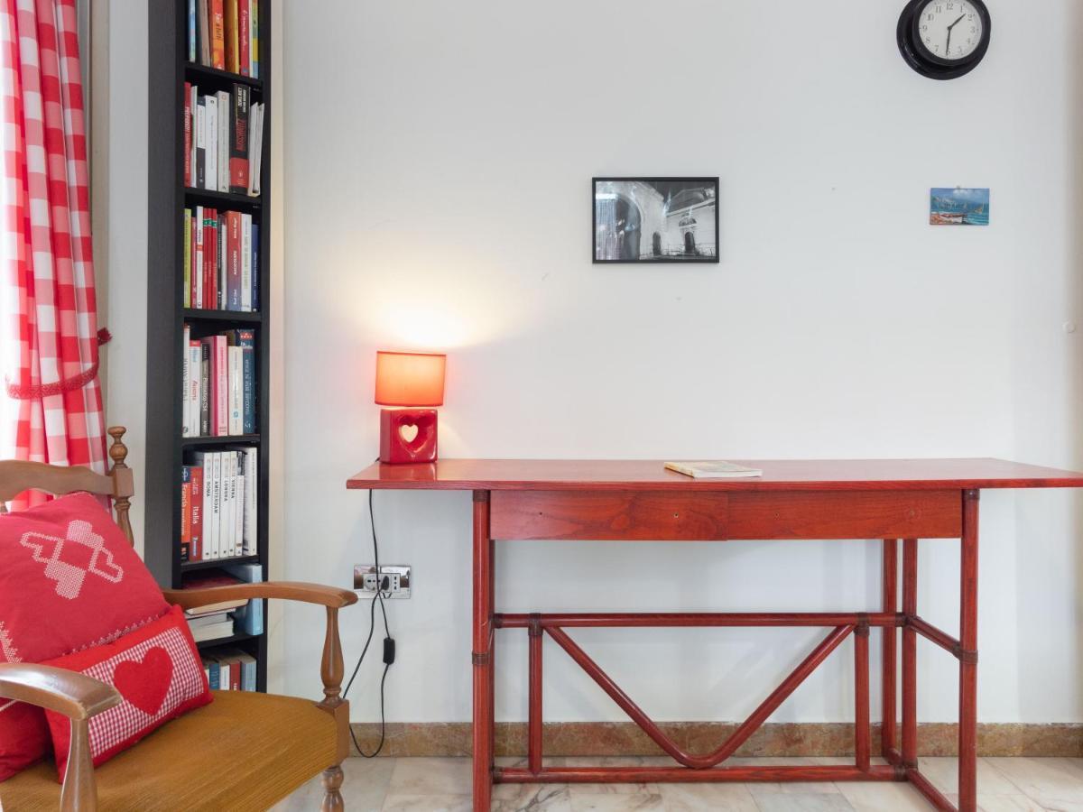Flaminia Bright & Roomy Apartment Pesaro Bagian luar foto